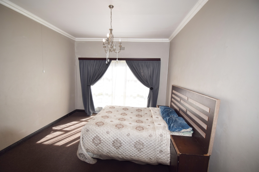 4 Bedroom Property for Sale in Riebeeckstad Free State